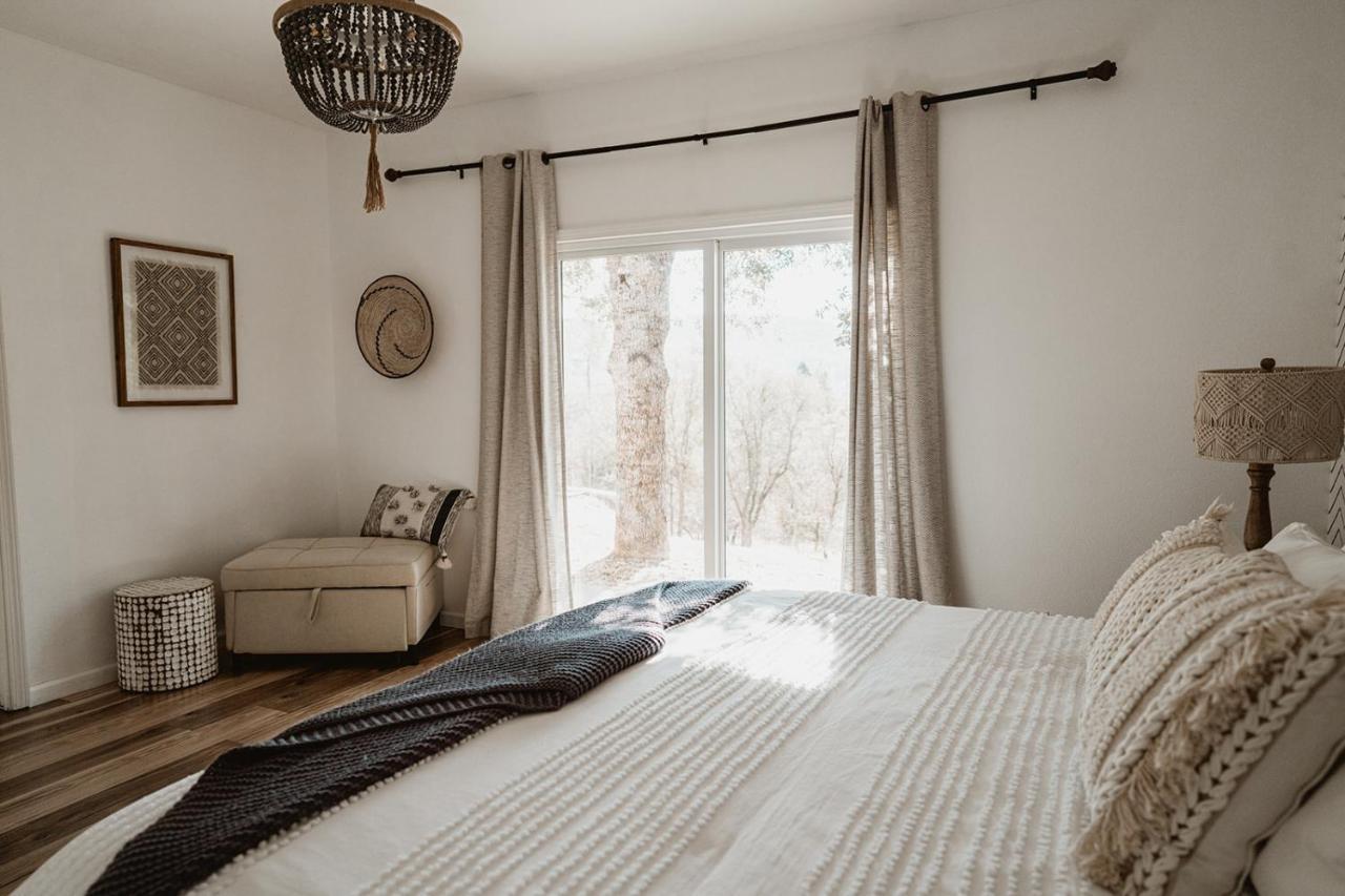 Glamour Mountain Getaway By Casa Oso With Views And Spa Oakhurst Esterno foto